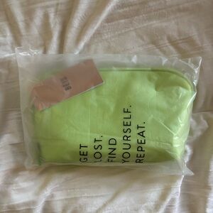 BÉIS citron cosmetic pouch set nwt